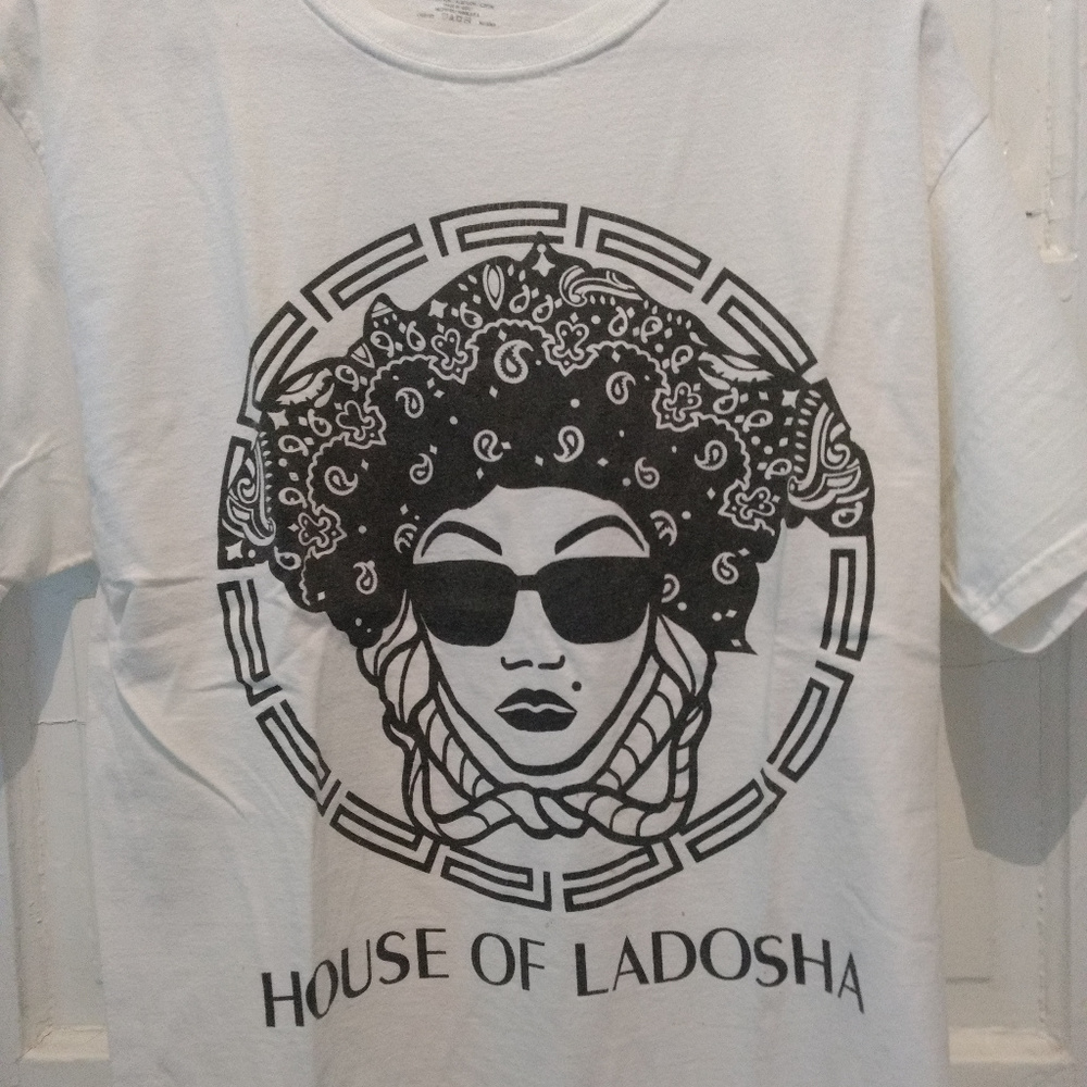 House of Ladosha print t-shirt large